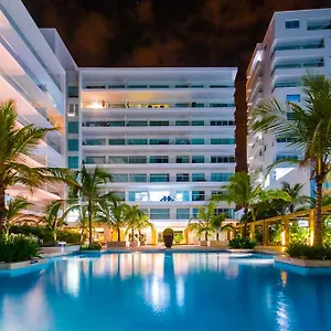 Exclusivo Apartamento Frente Al Mar Apartamento