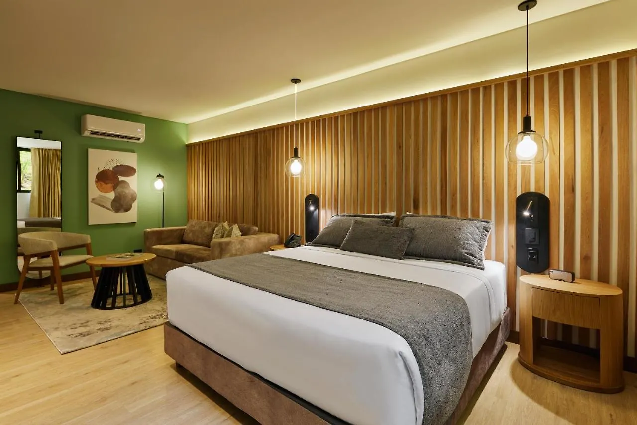 Blues Suites Medellín Hotel